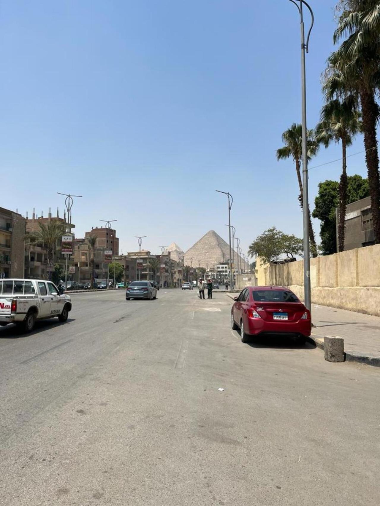 Rotana Pyramids View Hostel Nazlet el-Sîsi Екстериор снимка