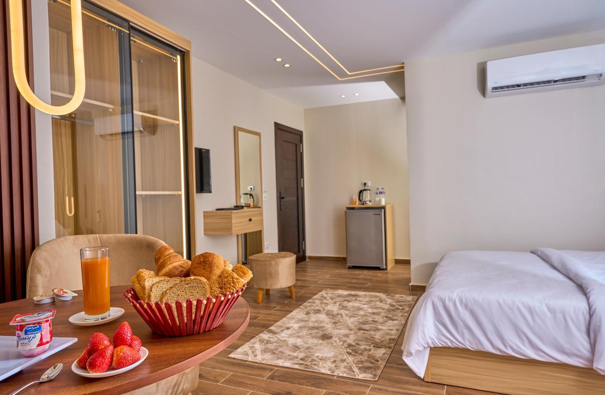 Rotana Pyramids View Hostel Nazlet el-Sîsi Екстериор снимка