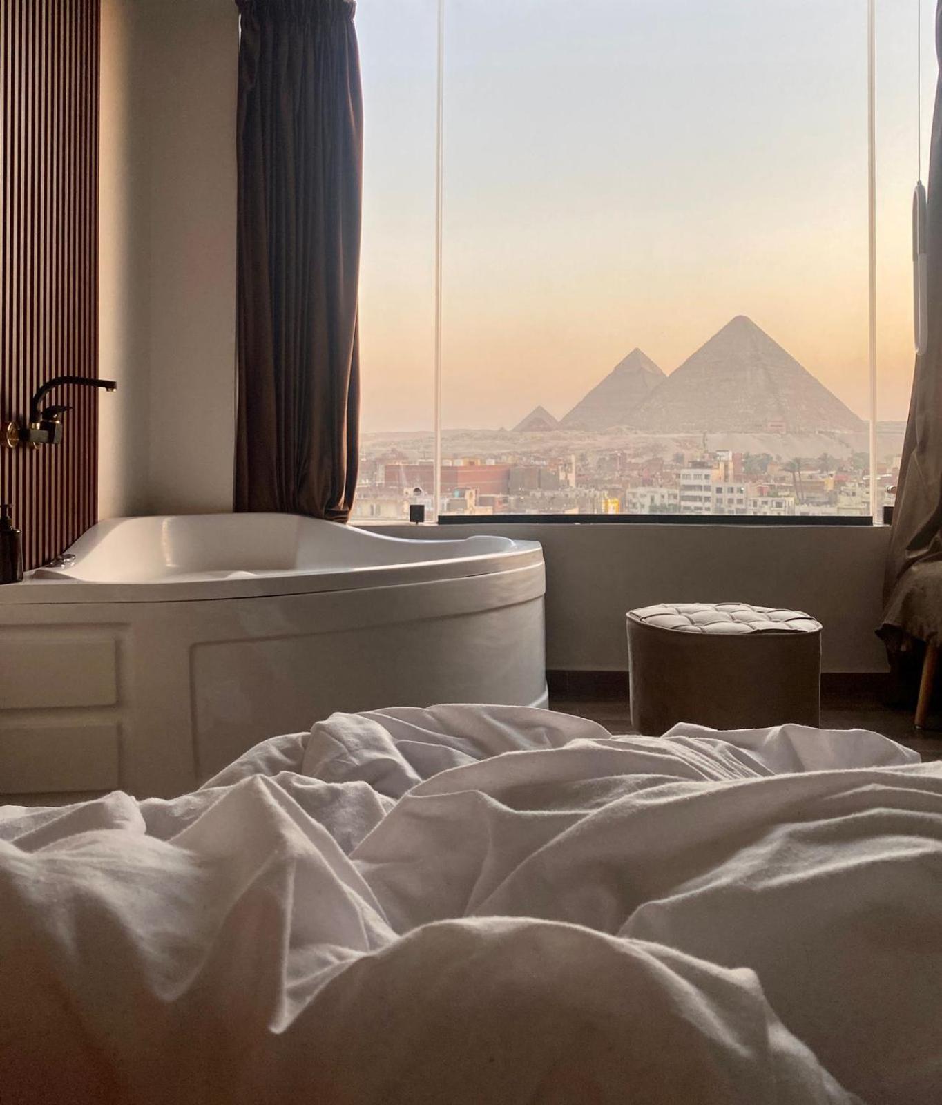 Rotana Pyramids View Hostel Nazlet el-Sîsi Екстериор снимка